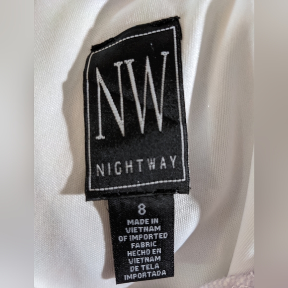 Women's NightWay Lavender Mermaid Gown or Prom Dress w/ sparkle Size 8 - Picture 13 of 13